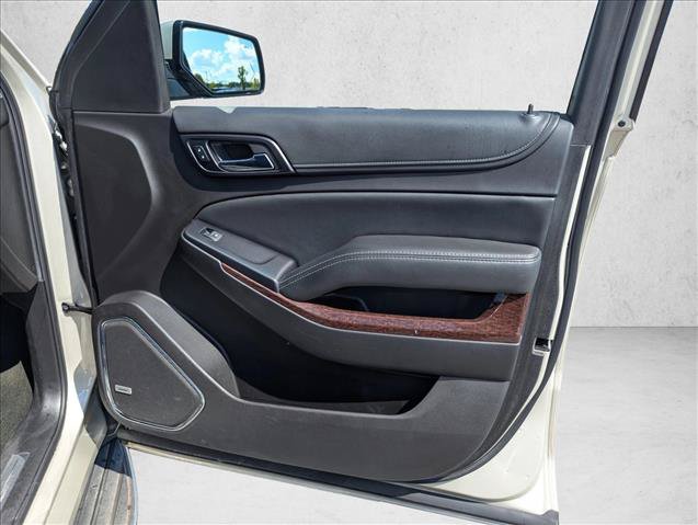 Used 2017 GMC Yukon XL SLT AWD/4WD image 25