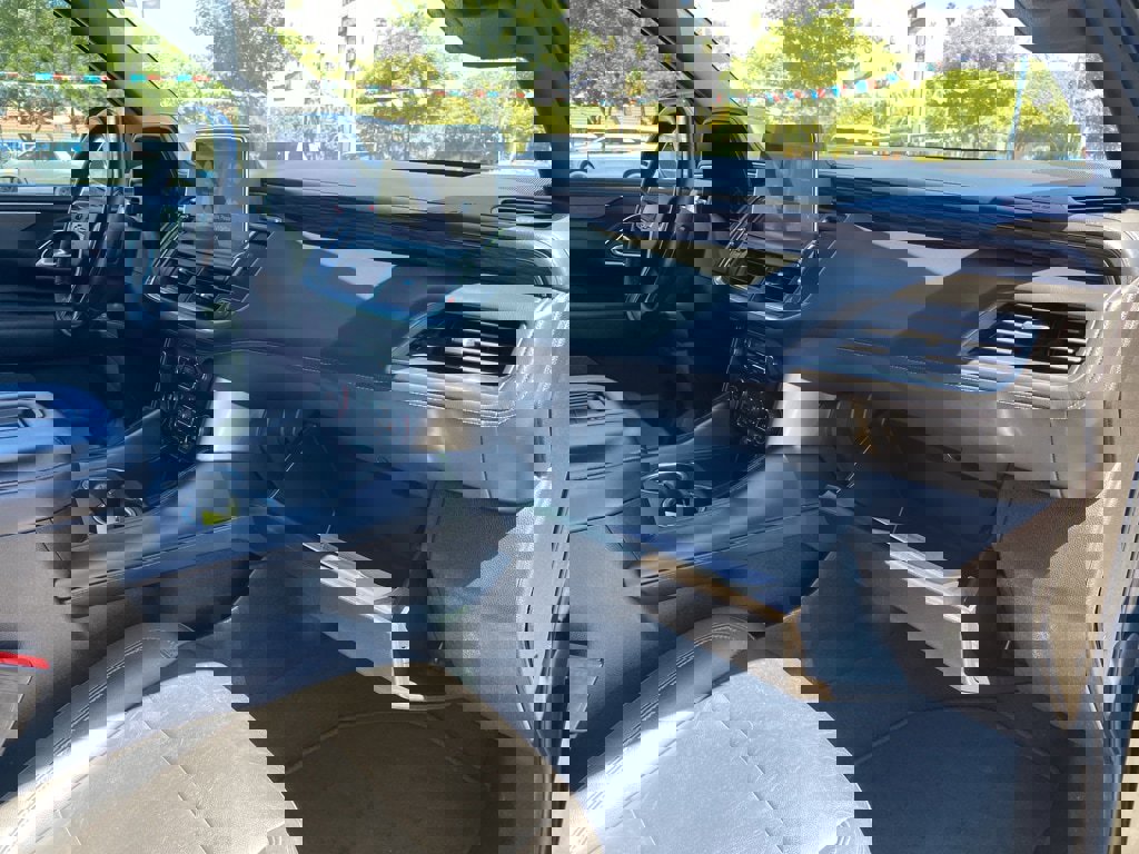 Used 2021 Chevrolet Tahoe LT image 25