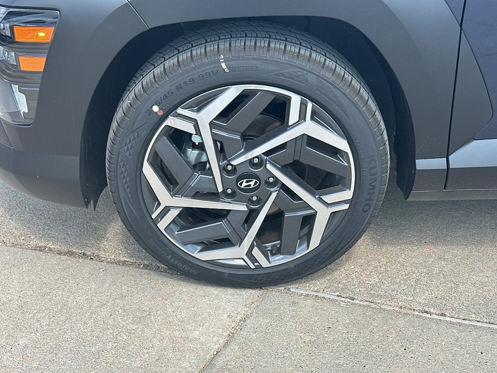 New 2026 Hyundai Kona SEL Premium FWD image 3