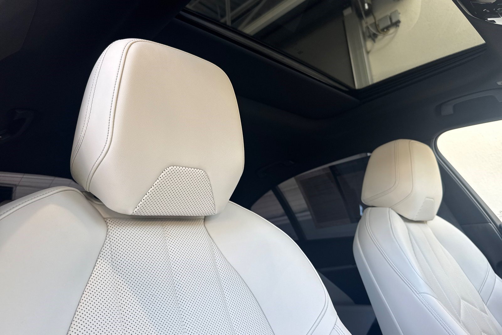 Used 2024 BMW i5 eDrive40i w/ Premium Package RWD image 20