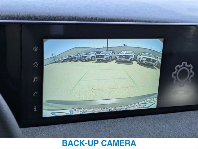 Used 2025 Nissan Kicks SV FWD image 18