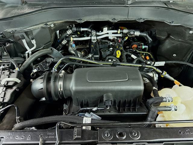 Used 2022 Ford Explorer XLT w/ Equipment Group 202A image 32