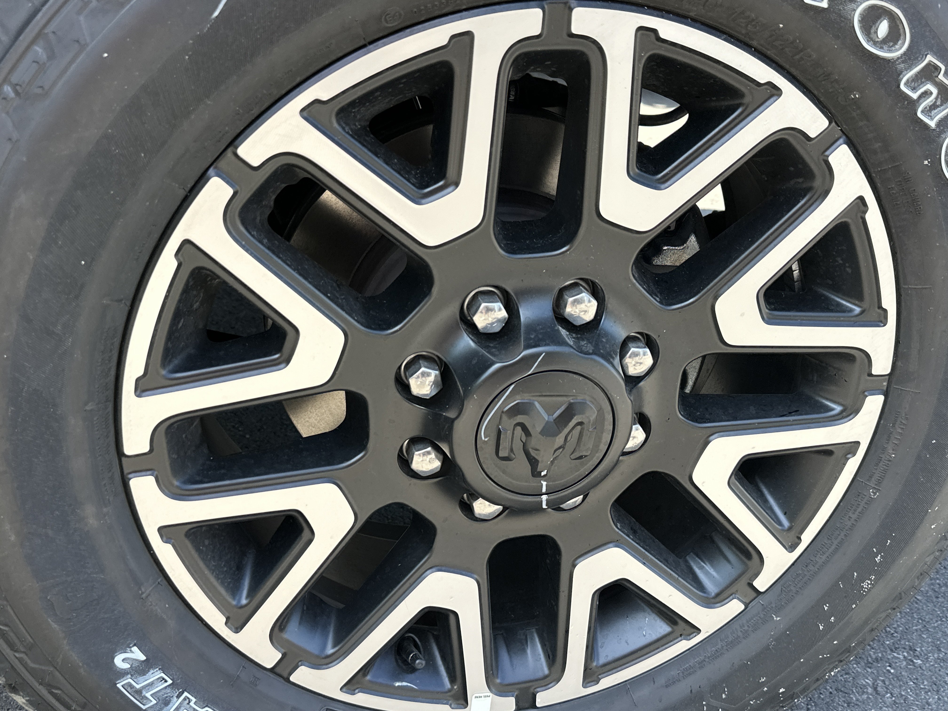New 2026 RAM 2500 Limited AWD/4WD image 36