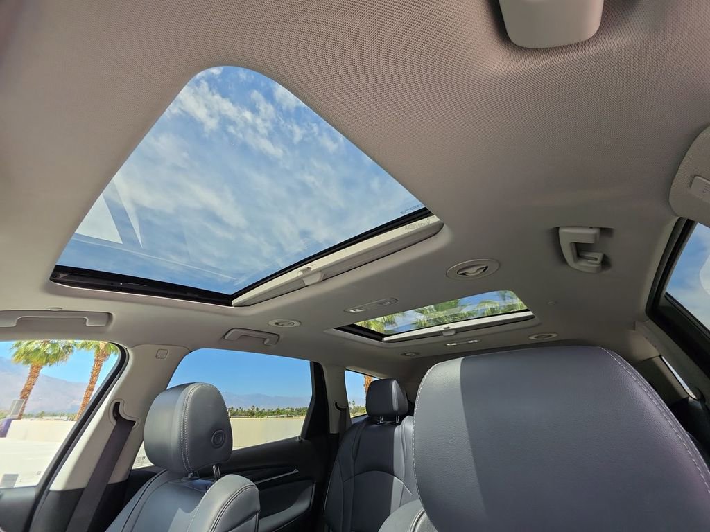 Used 2020 Buick Enclave Essence FWD image 19