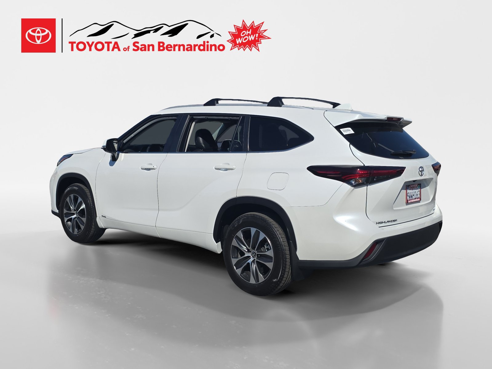 Certified 2026 Toyota Highlander XLE AWD/4WD image 3