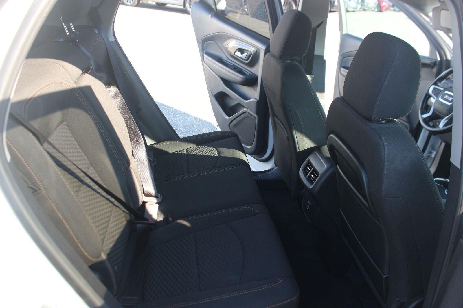 Used 2020 GMC Terrain SLE FWD image 33