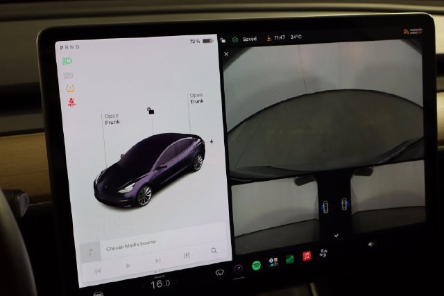 Used 2020 Tesla Model 3 Standard Range Plus RWD image 46