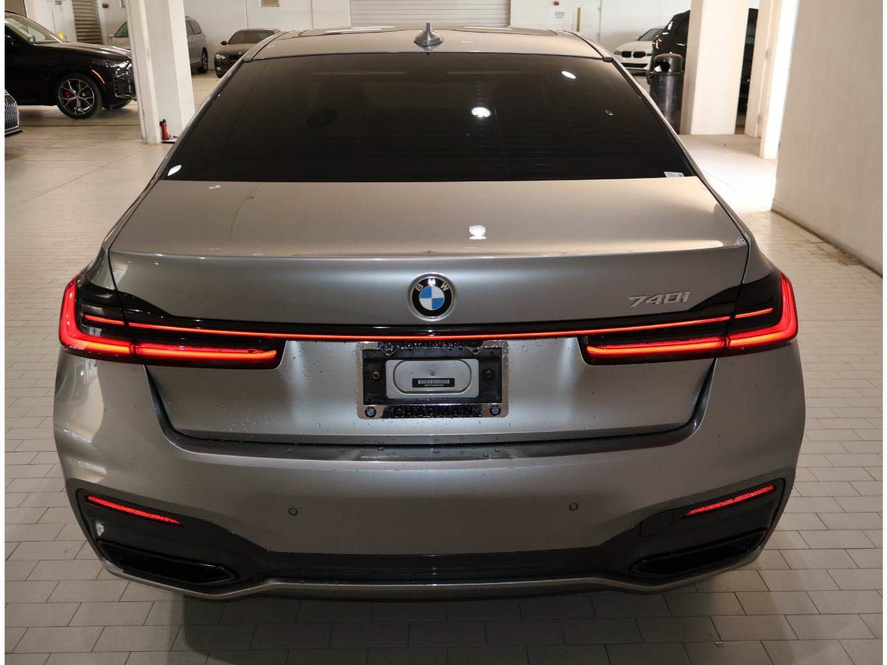 Certified 2021 BMW 740i w/ M Sport Package RWD image 6