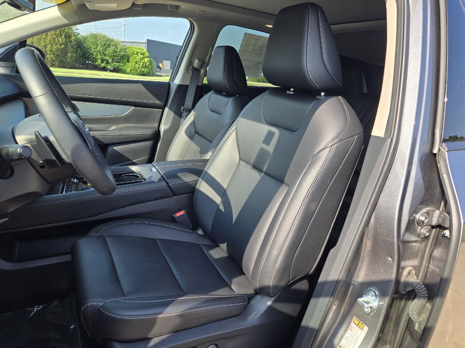 Used 2025 Nissan Murano SL AWD/4WD image 13