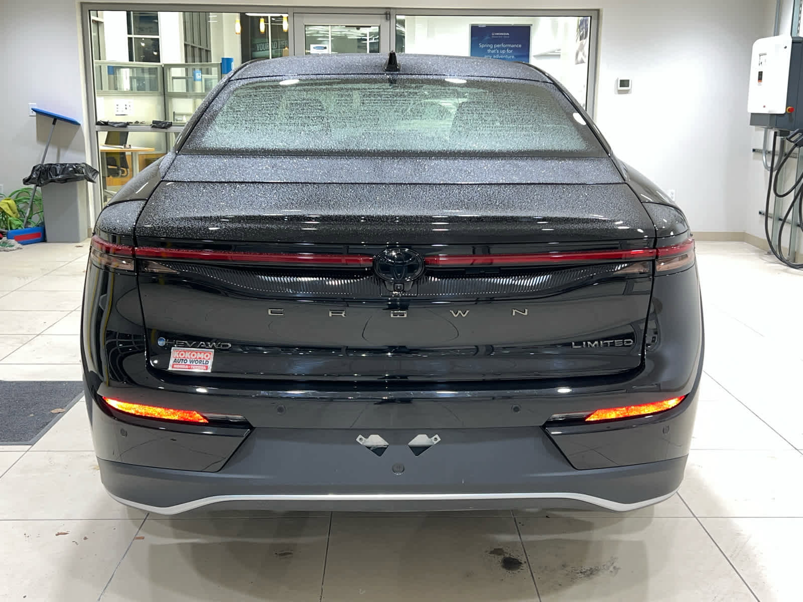 Used 2026 Toyota Crown Nightshade image 9