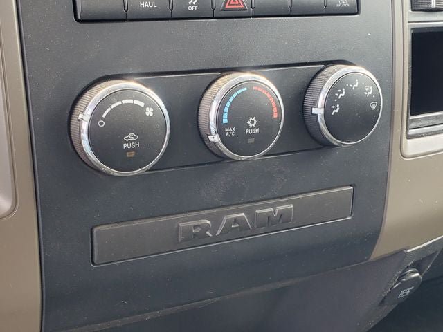 Used 2012 RAM 2500 ST w/ Chrome Appearance Group AWD/4WD image 17