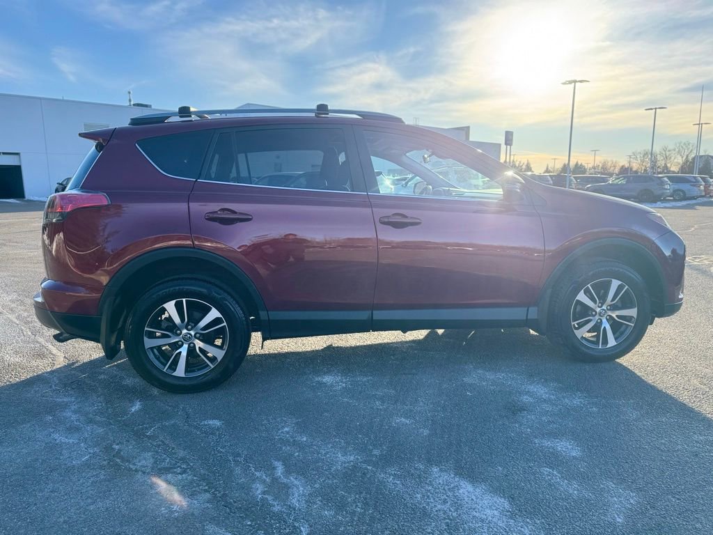 Used 2018 Toyota RAV4 XLE image 9