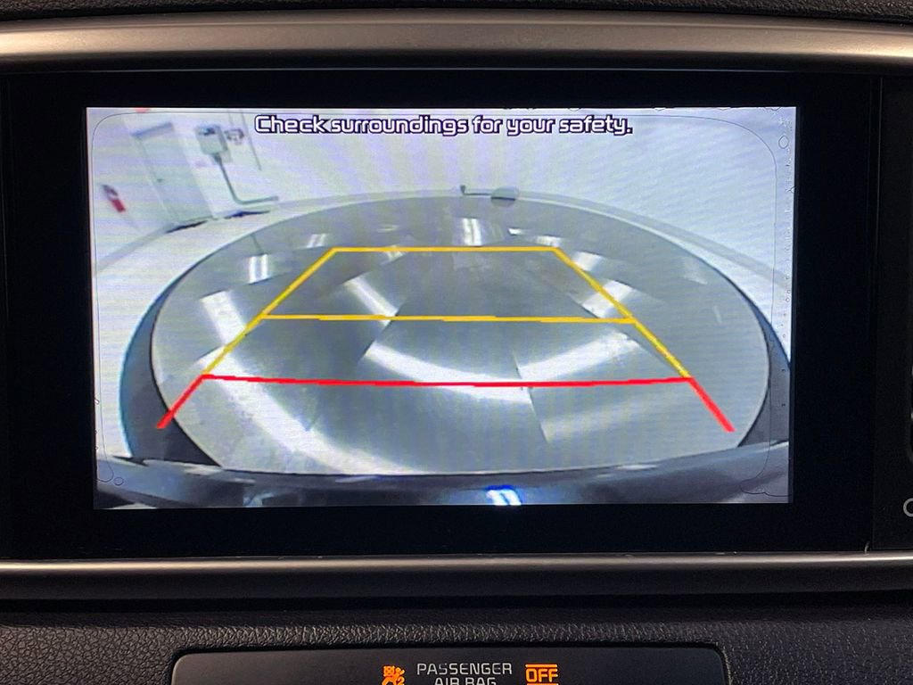 Used 2020 Kia Sportage LX image 4