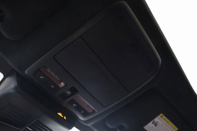 Used 2025 MAZDA CX-70 Plug-In Hybrid w/ Premium Plus image 23