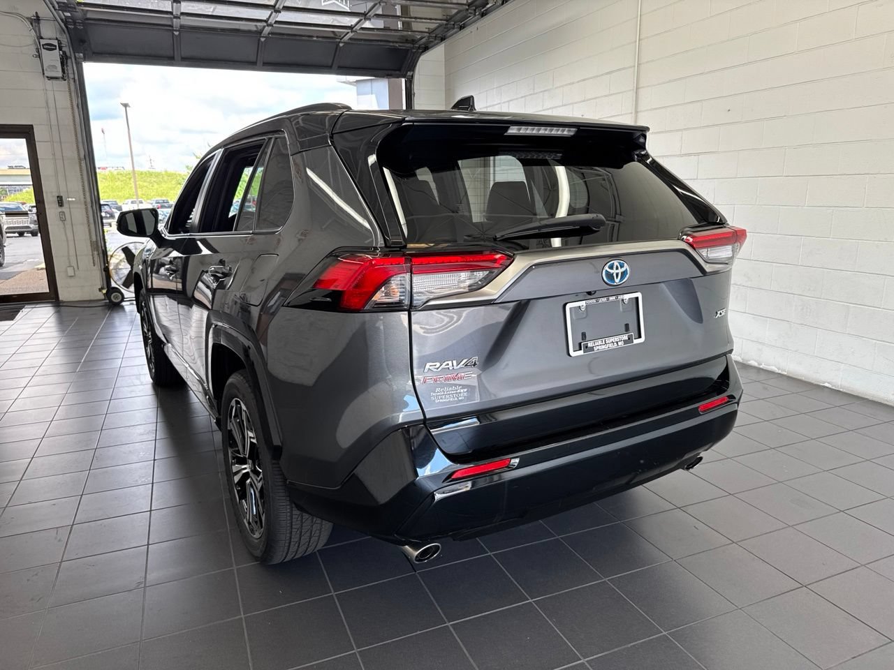 Used 2024 Toyota RAV4 XSE AWD/4WD image 6