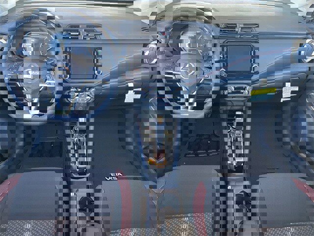 New 2025 Nissan Versa SR w/ Trunk Package image 10