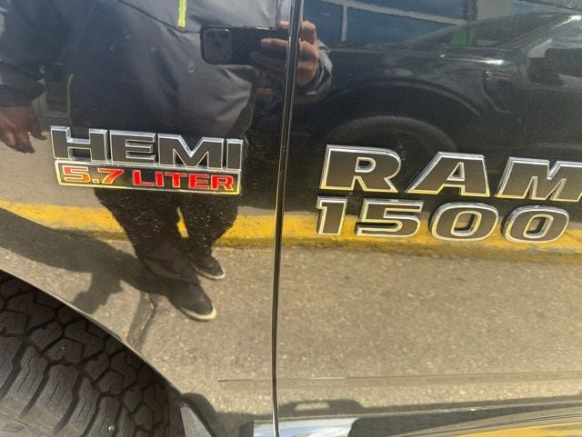Used 2017 RAM 1500 Big Horn AWD/4WD image 9