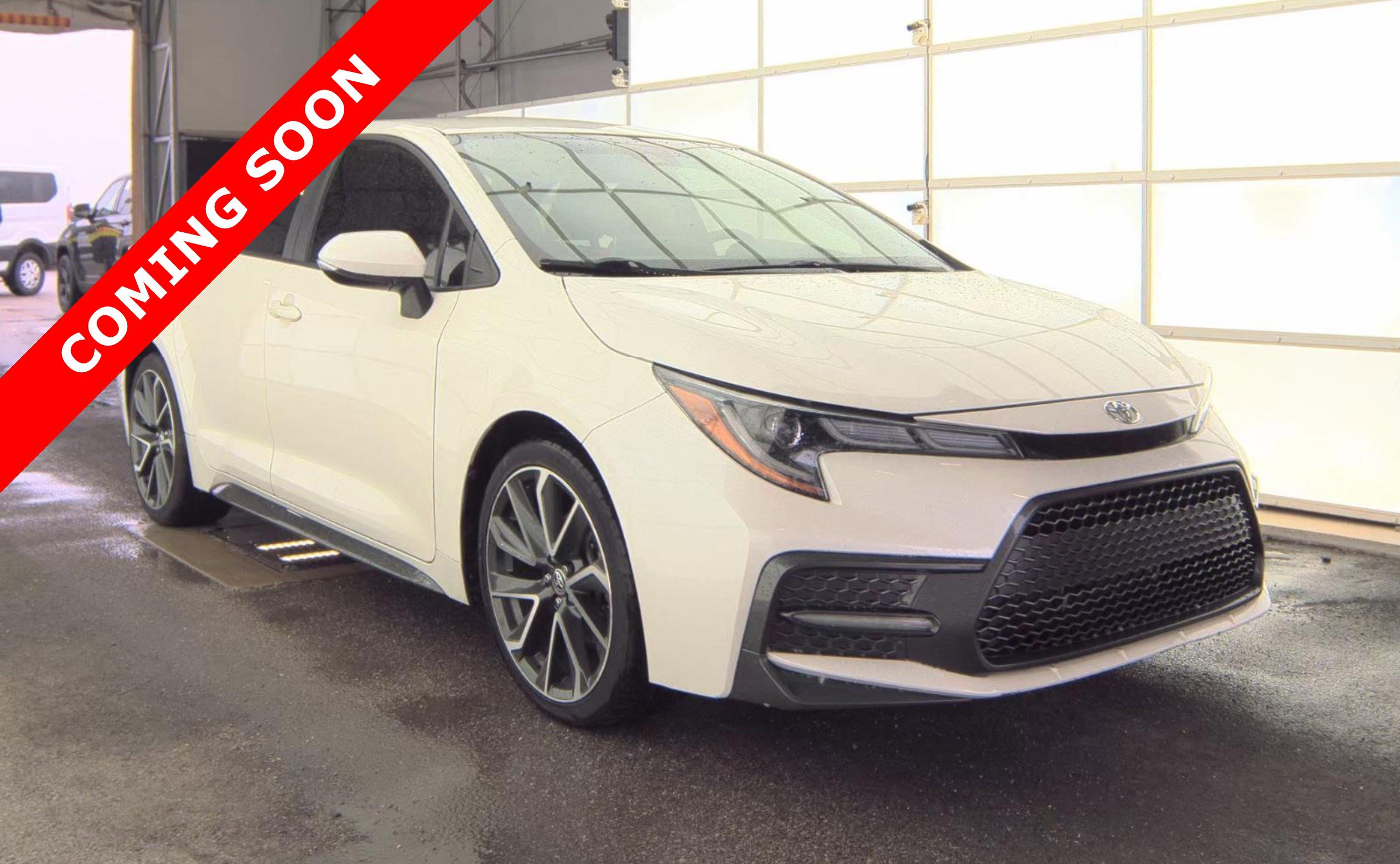 Used 2021 Toyota Corolla SE image 3