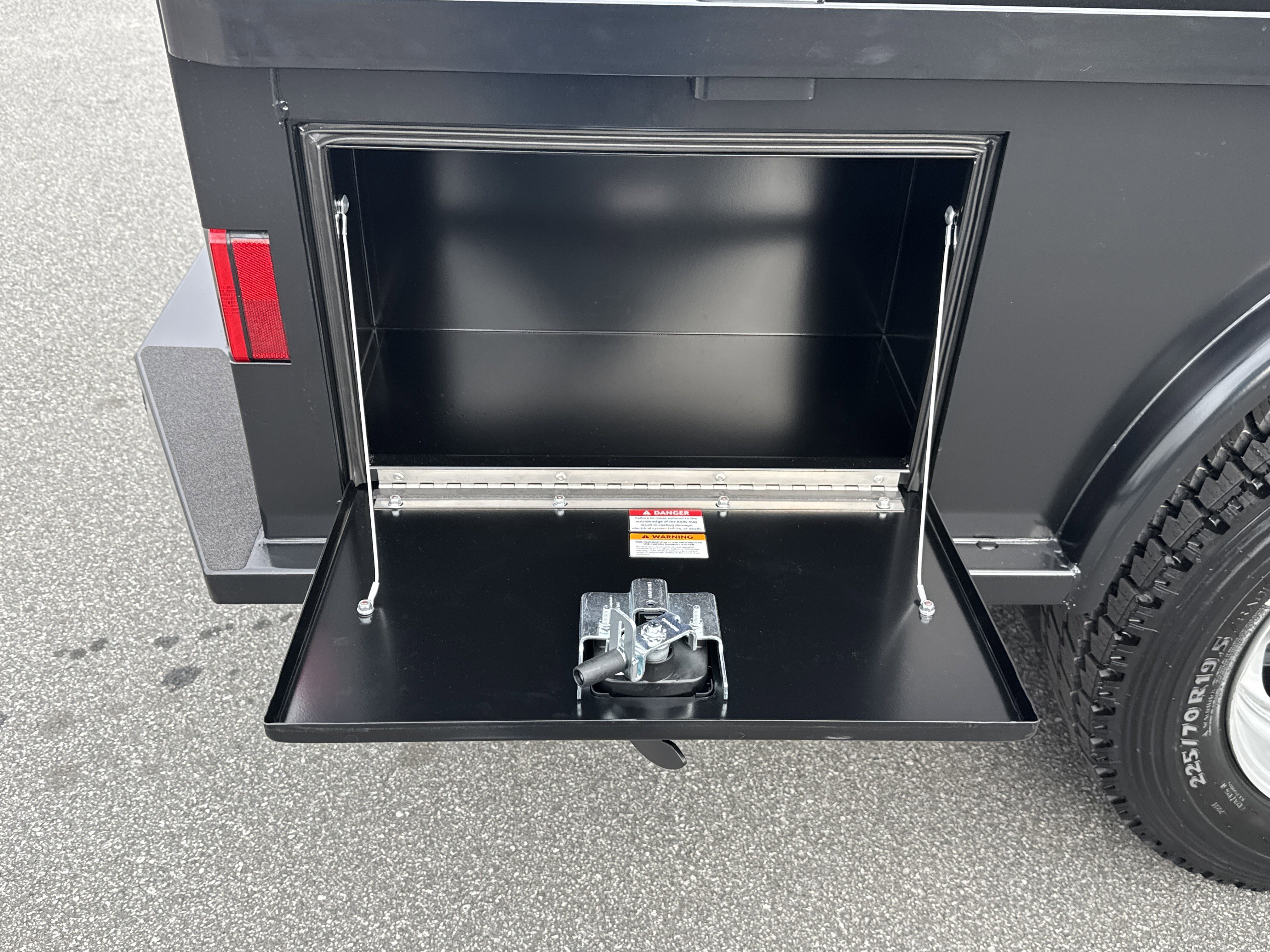 New 2026 RAM 5500 Tradesman w/ Chrome Appearance Group image 23