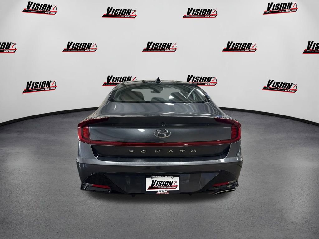 Certified 2022 Hyundai Sonata SEL w/ Convenience Package image 6