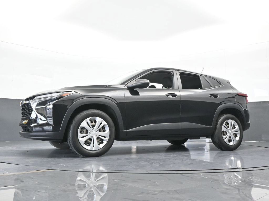 Used 2024 Chevrolet Trax LS image 55