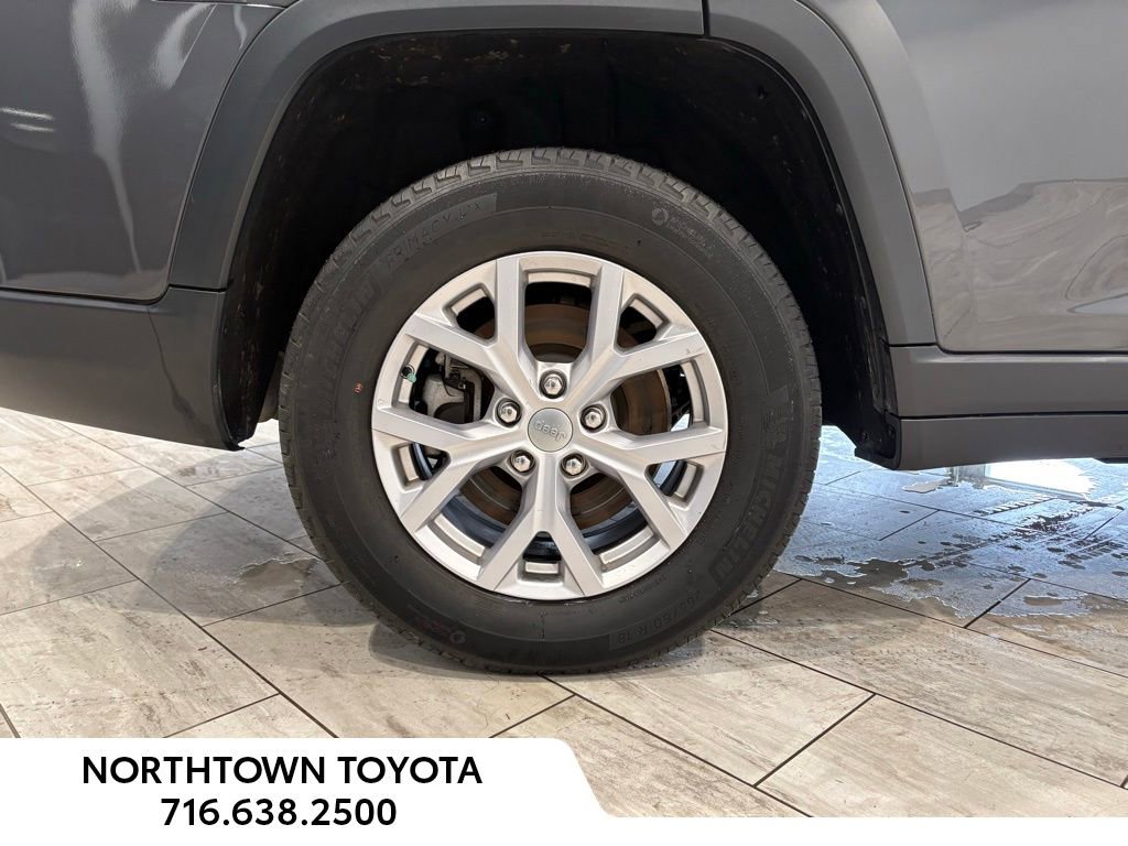 Used 2021 Jeep Grand Cherokee L Limited AWD/4WD image 46