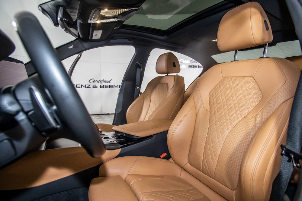 Used 2023 BMW 530e w/ M Sport Package image 14