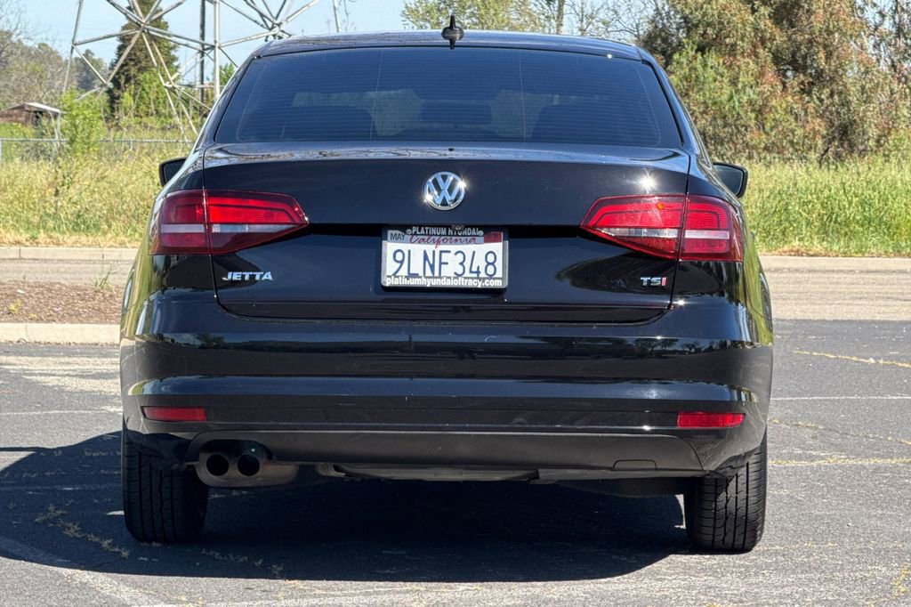 Used 2016 Volkswagen Jetta S image 5