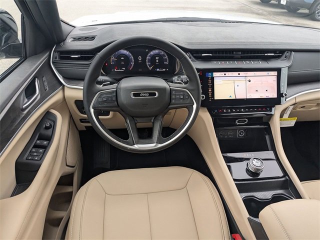 New 2026 Jeep Grand Cherokee Limited w/ Limited Altitude Package image 31