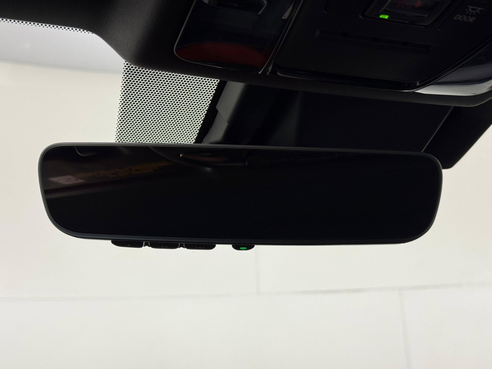 Used 2023 Lexus LC 500 Convertible image 37