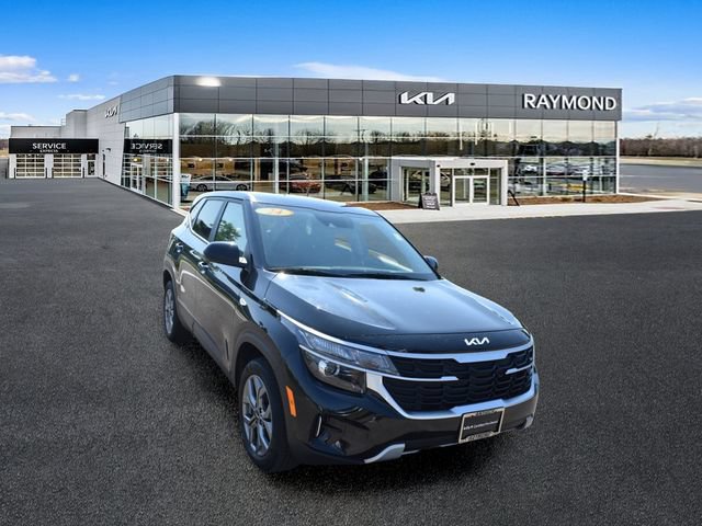 Certified 2024 Kia Seltos LX AWD/4WD image 10