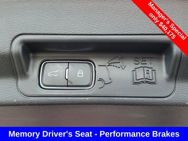 Used 2025 Ford Explorer ST-Line w/ Premium Package AWD/4WD image 9