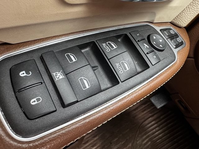 Used 2023 RAM 3500 Laramie AWD/4WD image 36