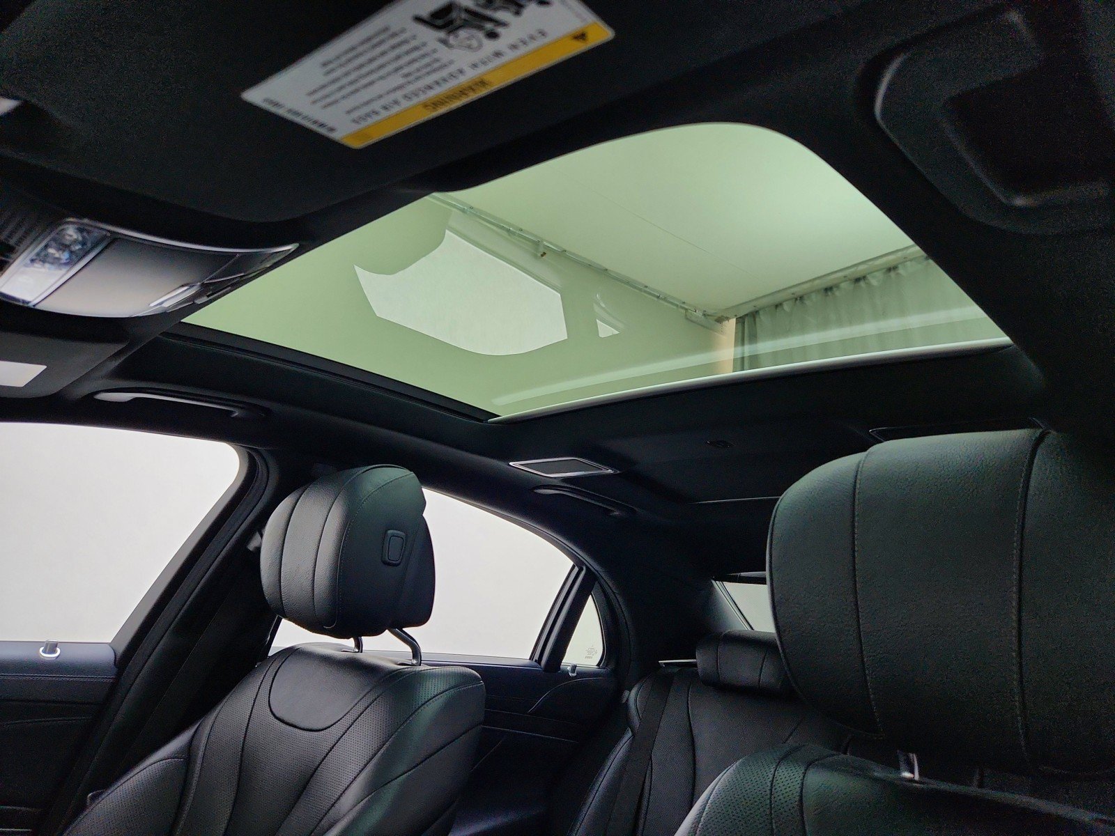Used 2015 Mercedes-Benz S 550 4MATIC Sedan image 18