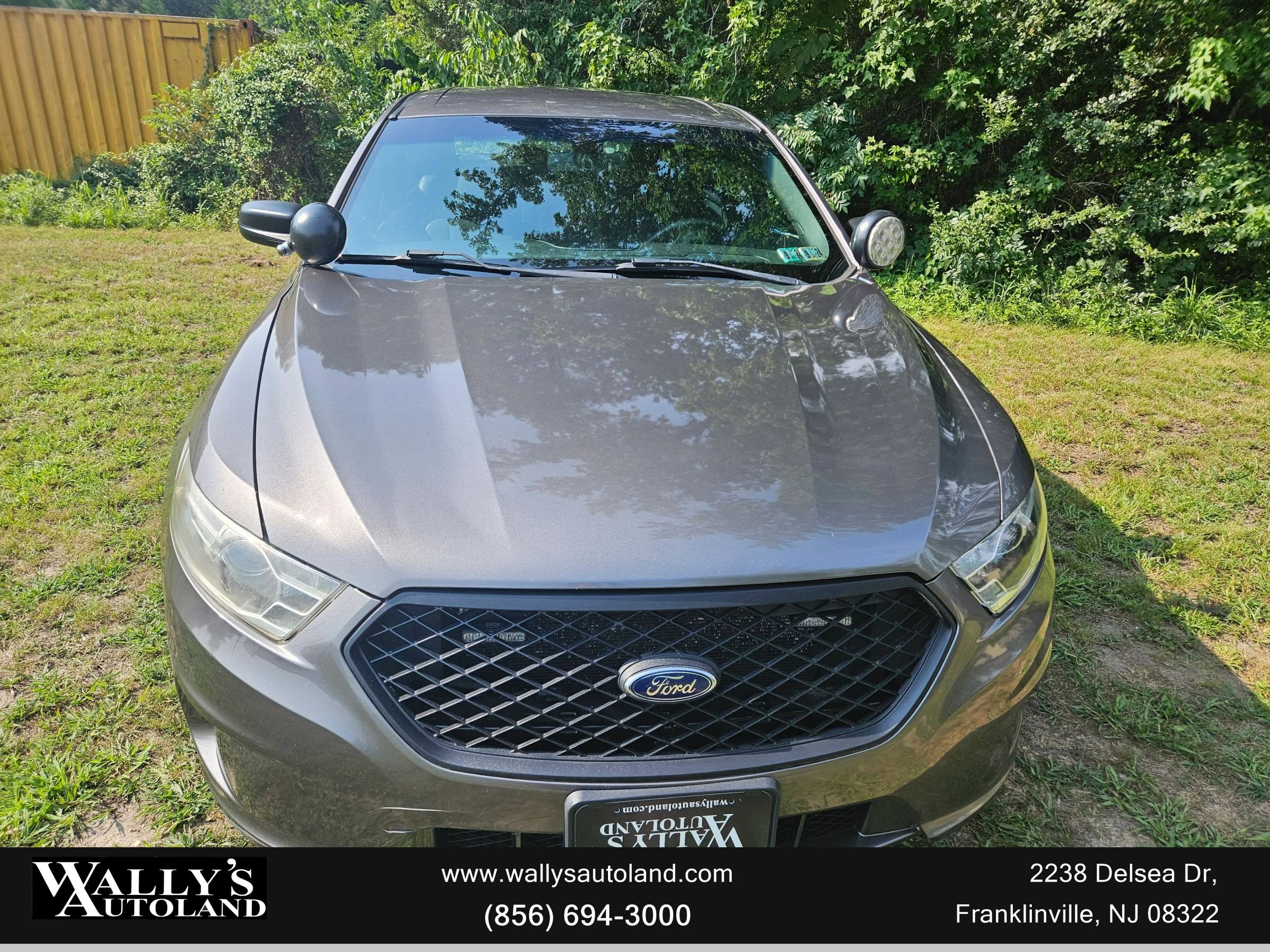 Used 2017 Ford Taurus Police Interceptor AWD w/ Ready For The Road Package image 4