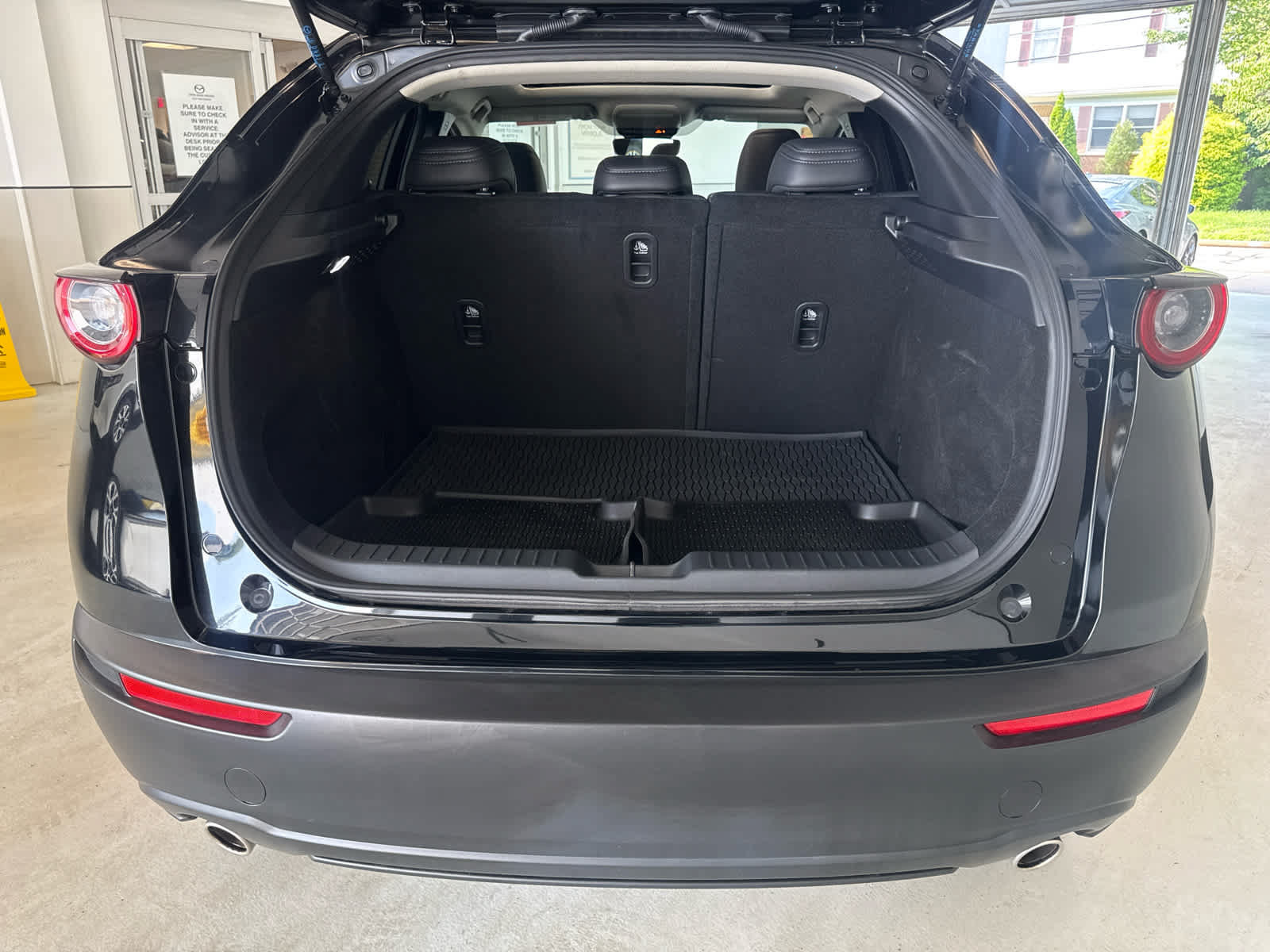 Certified 2025 MAZDA CX-30 AWD 2.5 S w/ Preferred Package image 23