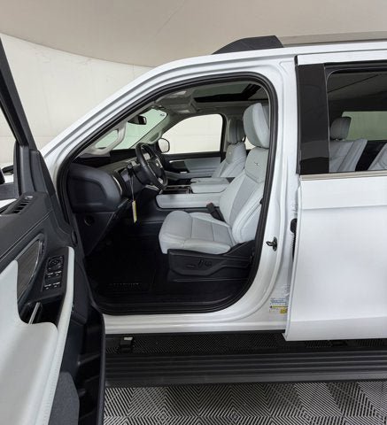 New 2026 Ford Expedition Platinum w/ Driver's Package image 10