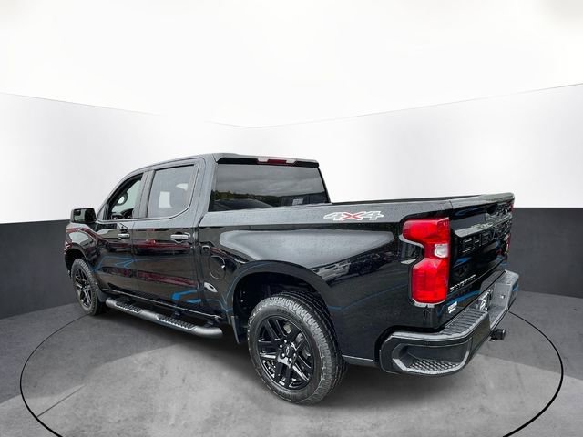 Used 2024 Chevrolet Silverado 1500 Custom w/ Turbomax Blackout Package AWD/4WD image 5