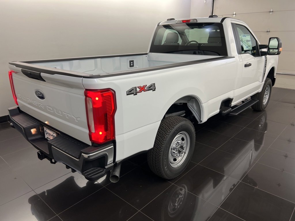 New 2026 Ford F250 XL w/ XL Chrome Package image 6