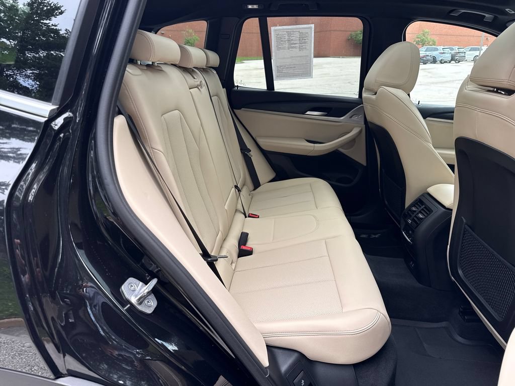 Used 2023 BMW X3 xDrive30i w/ Premium Package AWD/4WD image 30
