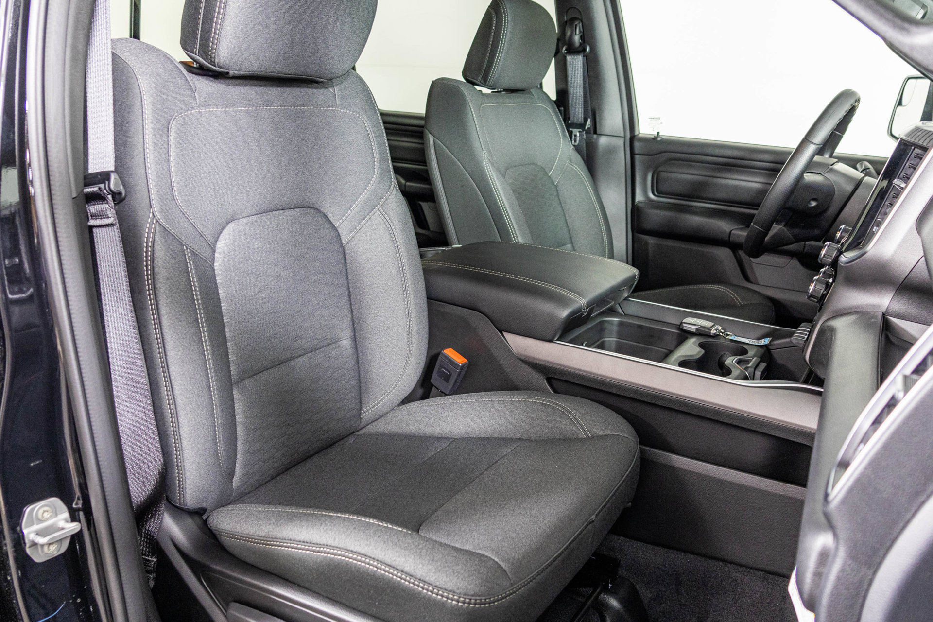 New 2026 RAM 1500 Express AWD/4WD image 37