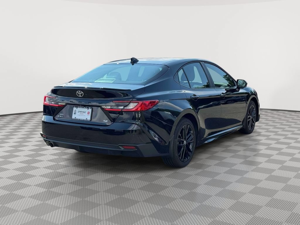 Used 2025 Toyota Camry SE AWD/4WD image 7