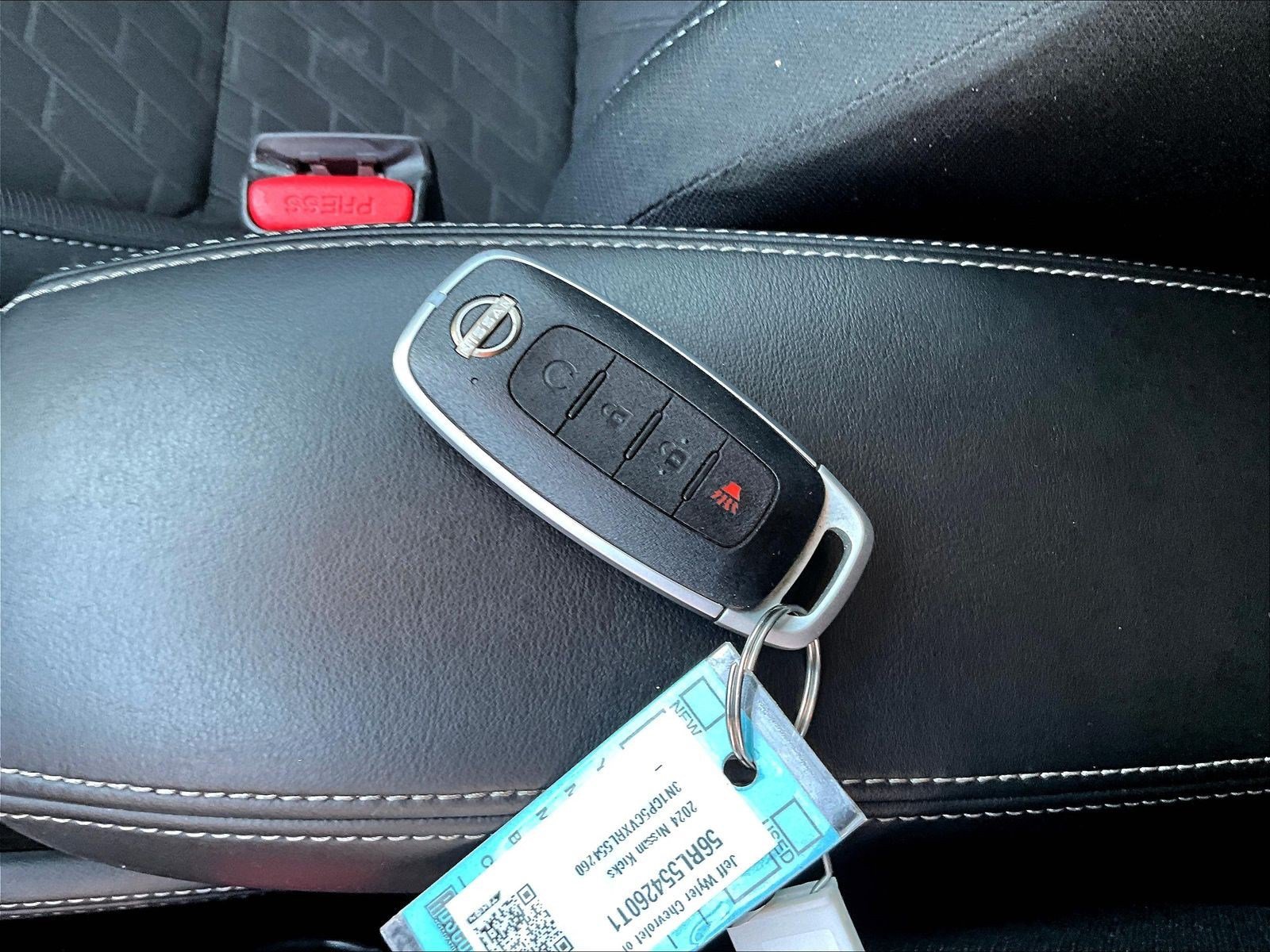 Used 2024 Nissan Kicks SV w/ Interior Electronics Package FWD image 35