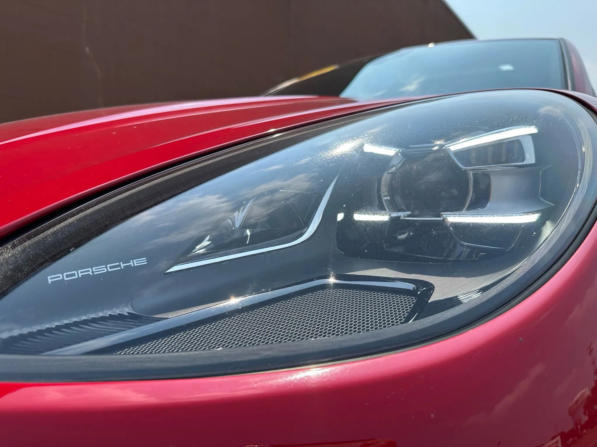 Used 2020 Porsche Macan S image 40