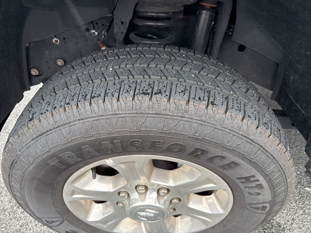 Used 2025 RAM 2500 Big Horn AWD/4WD image 2