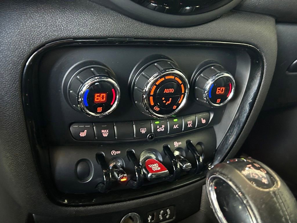 Used 2017 MINI Cooper Clubman FWD image 32