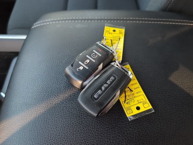 Used 2023 RAM 1500 Big Horn AWD/4WD image 29