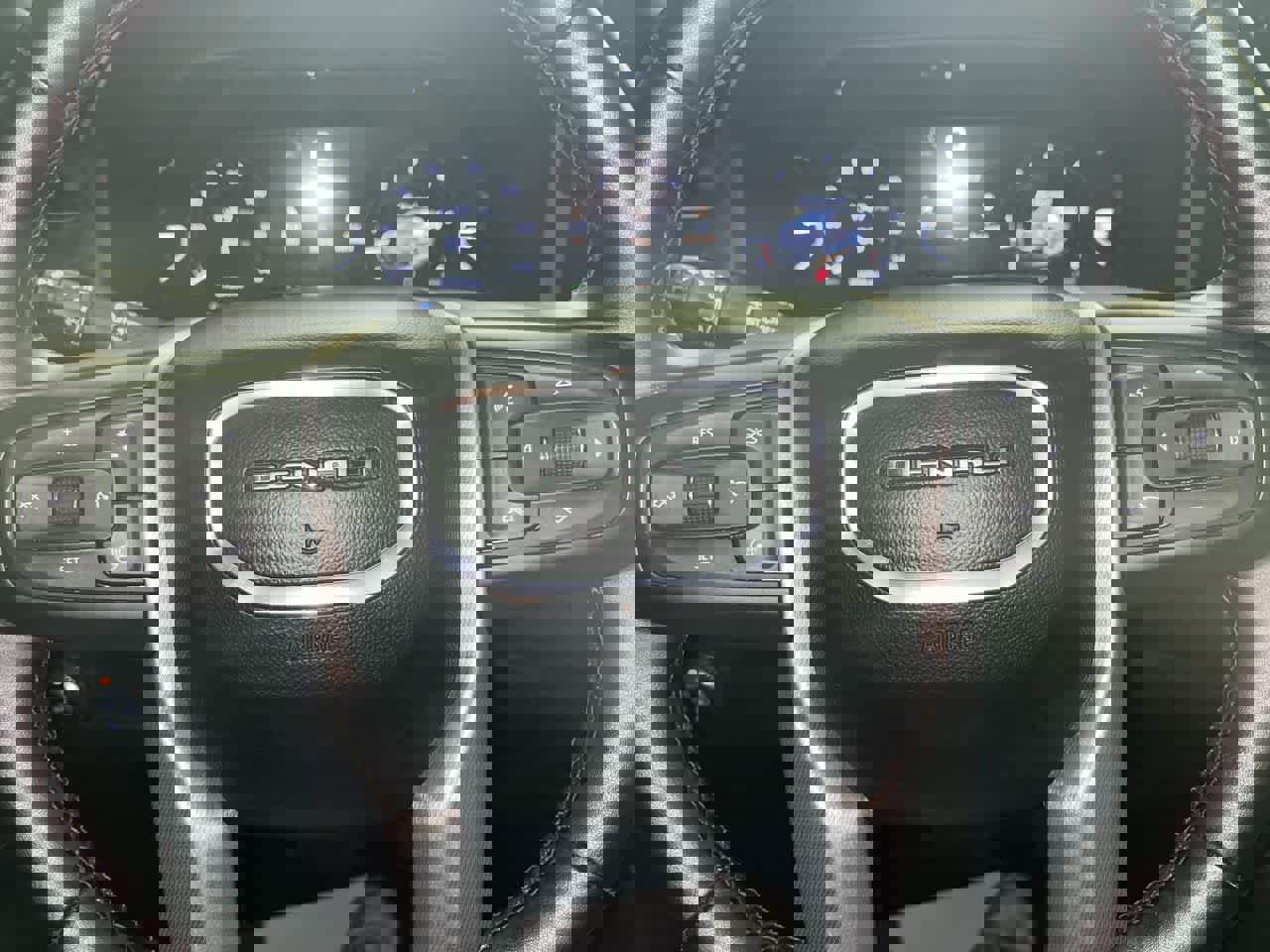 Used 2024 GMC Yukon Denali image 16