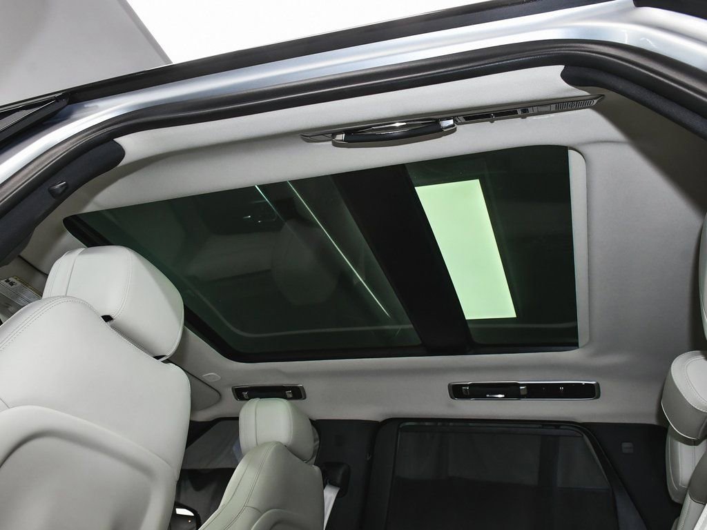 Used 2025 Land Rover Range Rover SE AWD/4WD image 63