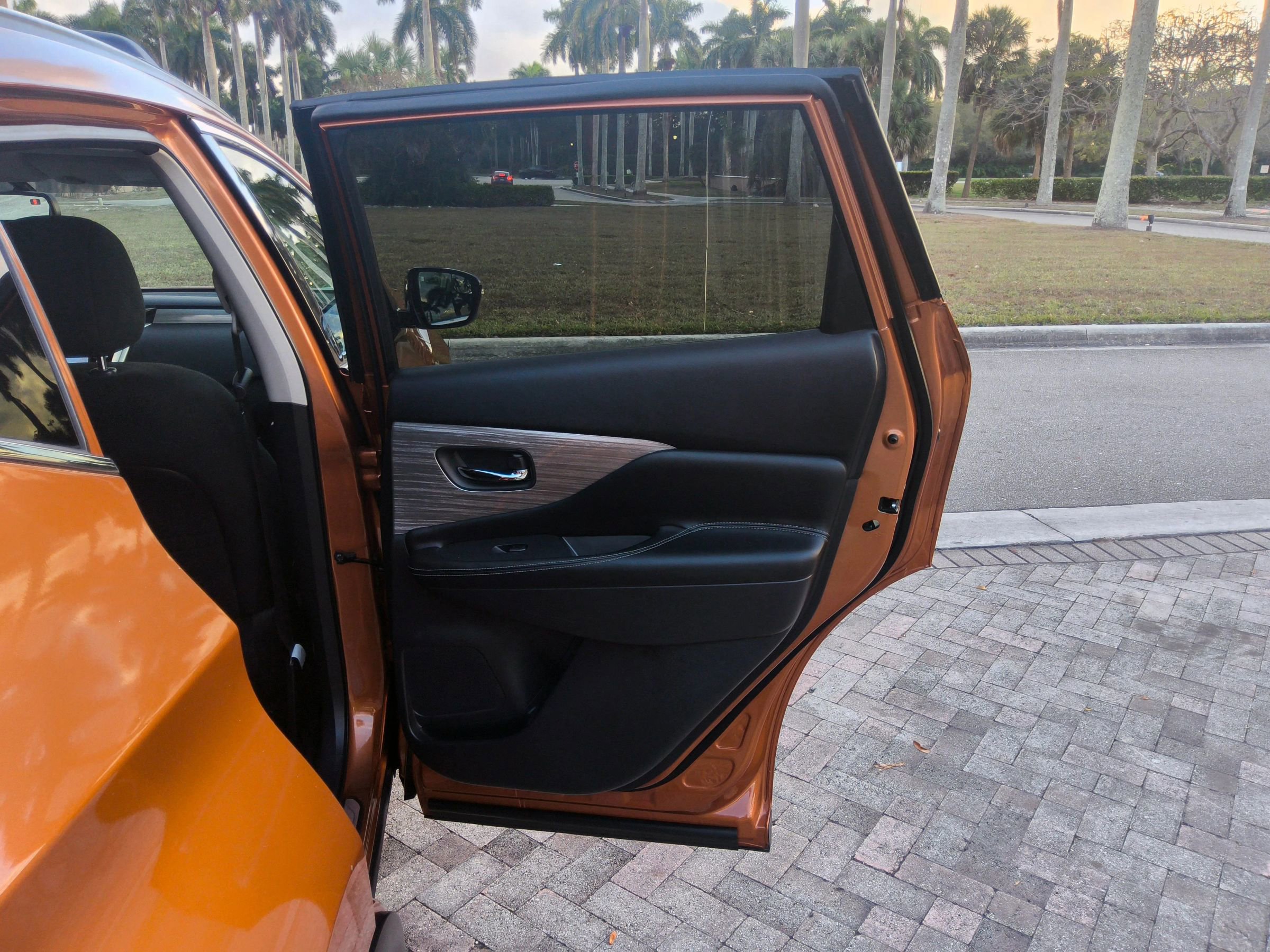 Used 2015 Nissan Murano SV image 30